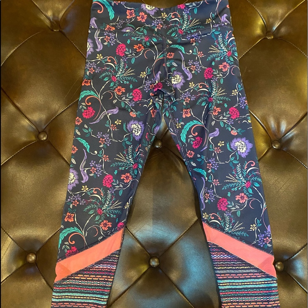 Kids medium old navy leggings.